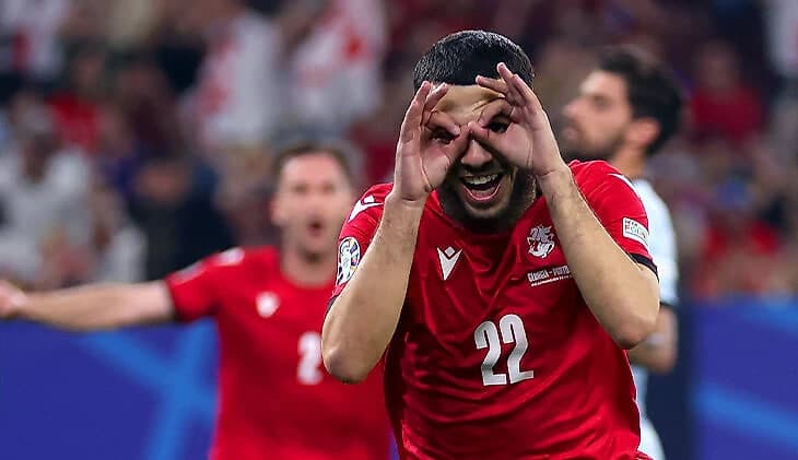 Kutilmagan to‘purar, kartochkalar bo‘yicha rekord va norozi Ronaldu. Yevroda kun o‘yinlari yakunlari