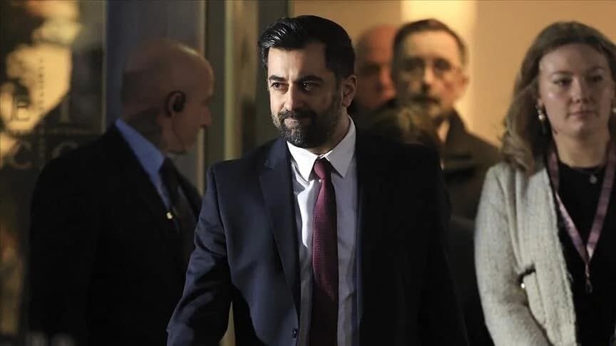 Shotlandiyaning birinchi musulmon bosh vaziri Yusuf iste’foga chiqdi