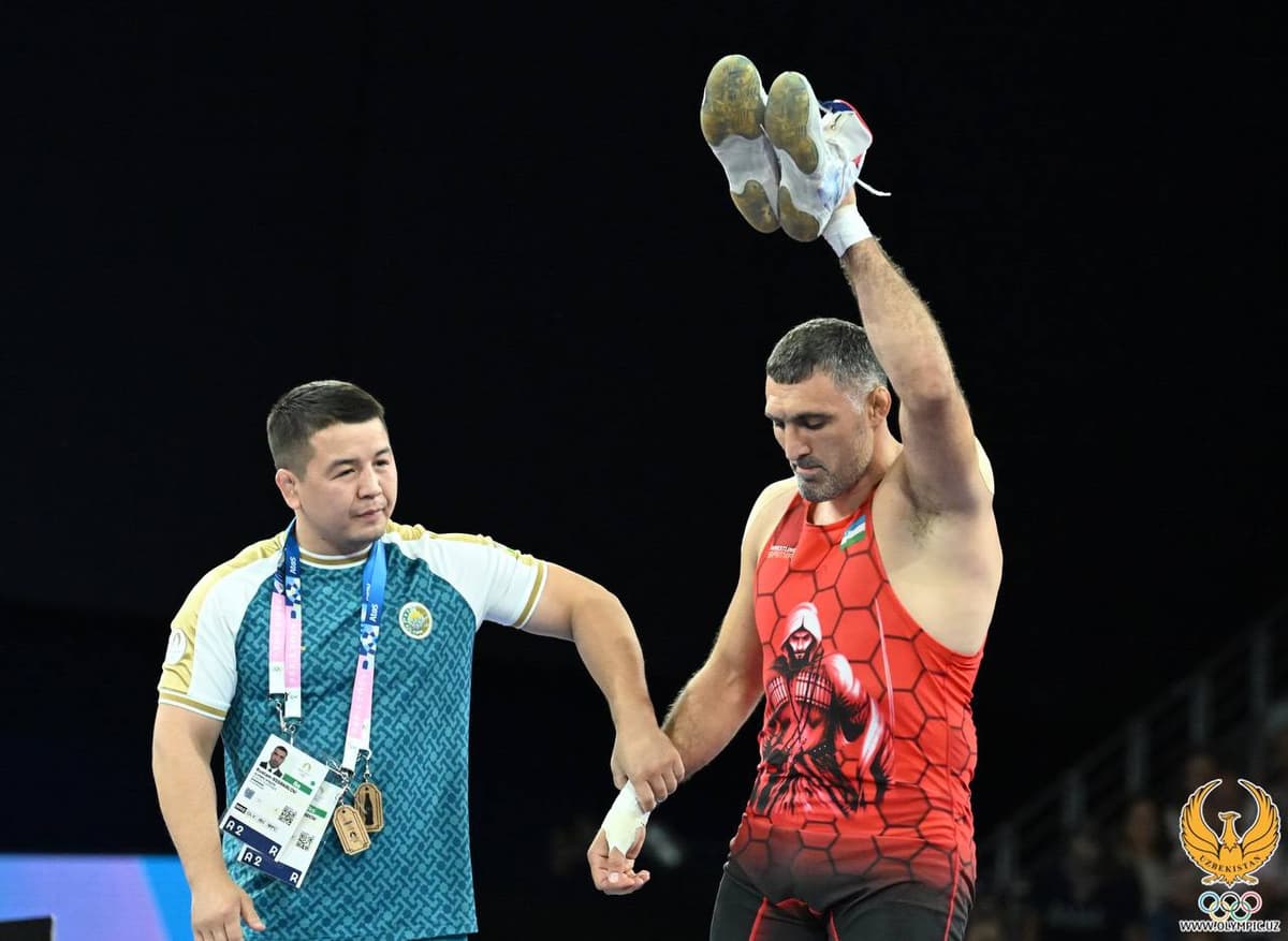 Parij-2024. Assakalov bronza uchun bahsda jarohat olib faoliyatini yakunladi, Vardanyan ham turnirni medalsiz tugatdi