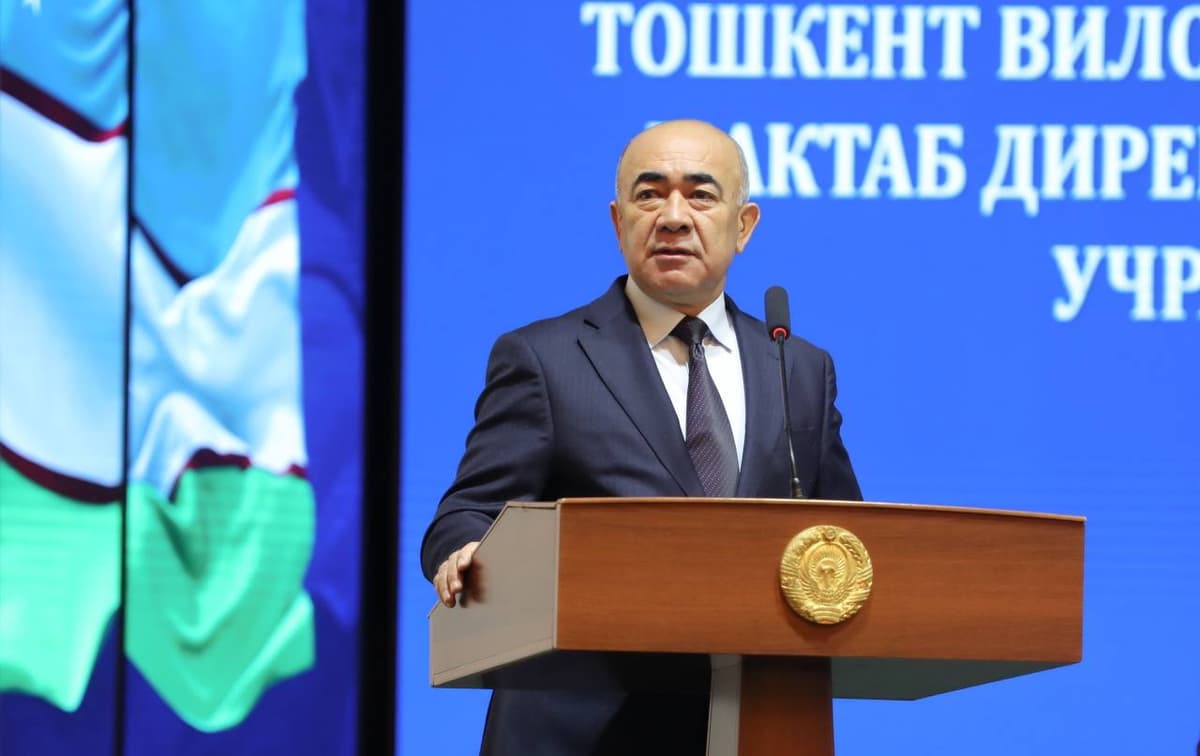 Зоир Мирзаев телефон ишлатишдан воз кечган мактабга пул мукофоти беришини маълум қилди 