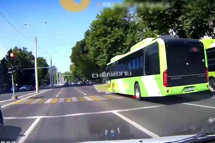 Toshkentda qoidabuzar avtobus haydovchilari “qora ro‘yxat”ga kiritilmoqda