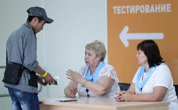Рособрнадзор намерен включить оценку устной речи в экзамен для трудовых мигрантов