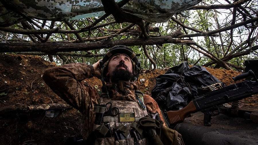 Ukraina qurolli kuchlari Maryinka qo‘ldan boy berilganini inkor etdi