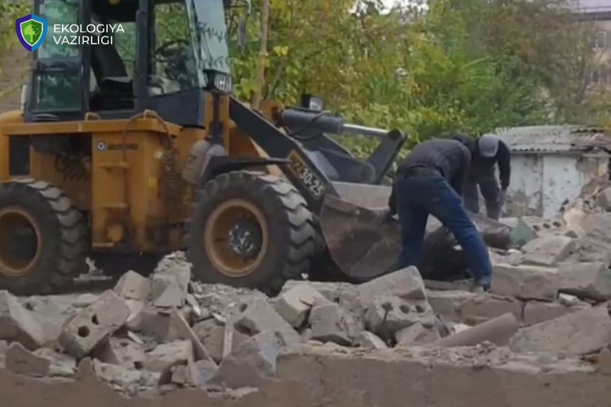 «Dendropark»da noqonuniy tarzda egallab olingan binolar buzilmoqda 