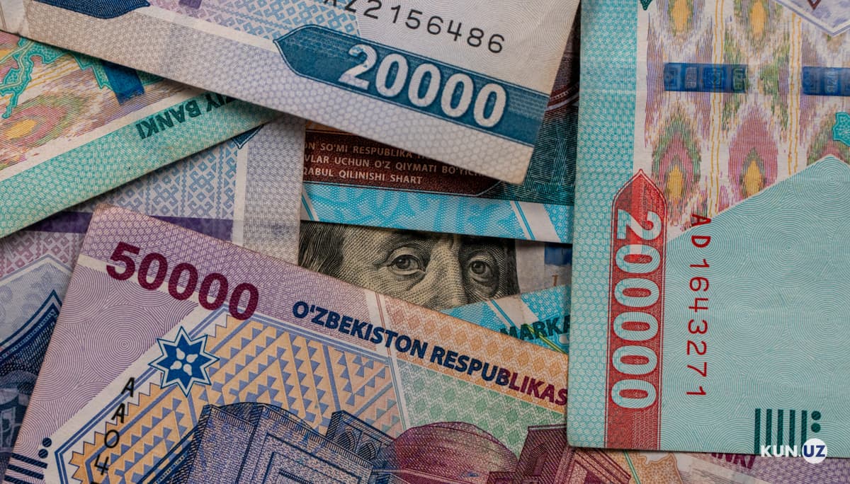Uzbekistan projects dollar exchange rate to reach 14,150 UZS by 2027