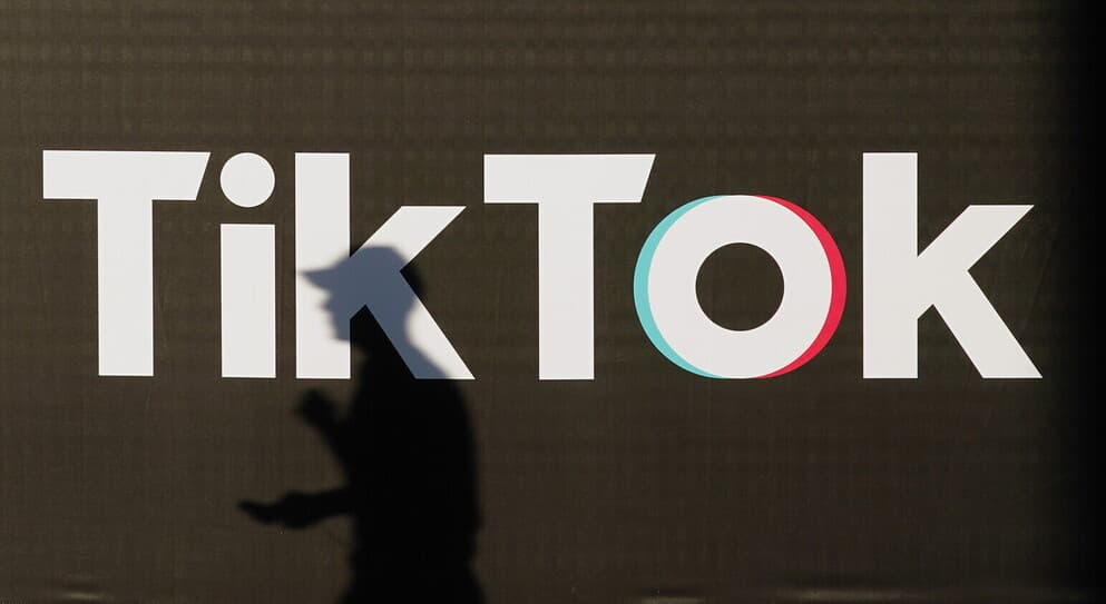 TikTok устидан тергов бошланди, у Руминиядаги сайловга аралашган бўлиши мумкин