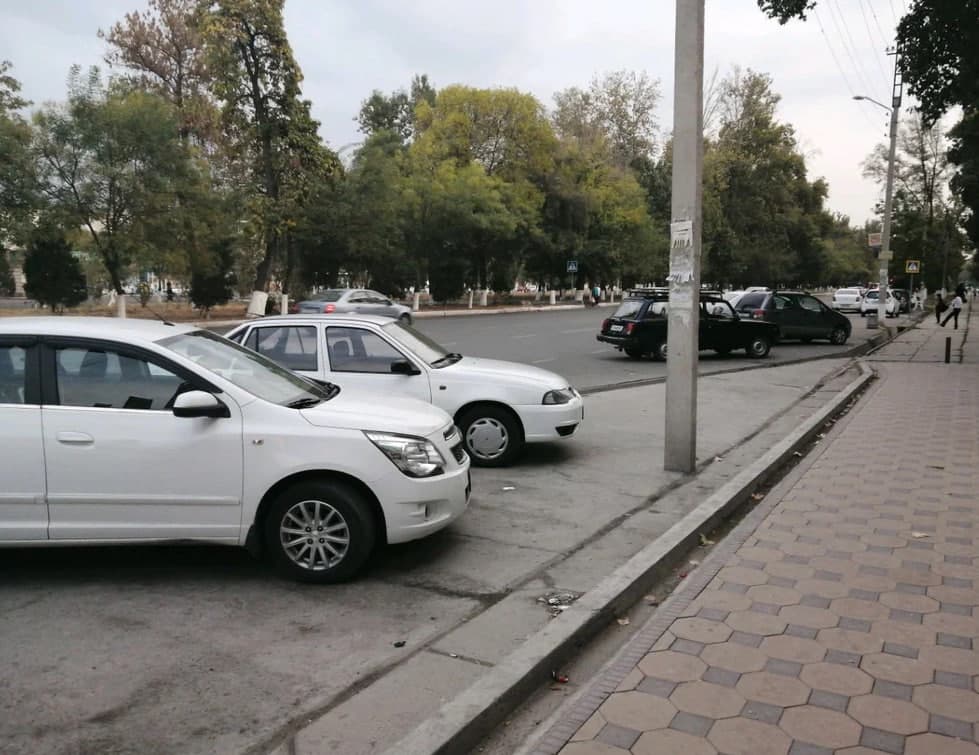 В Ташкенте для организации придорожных парковок выбрана другая компания