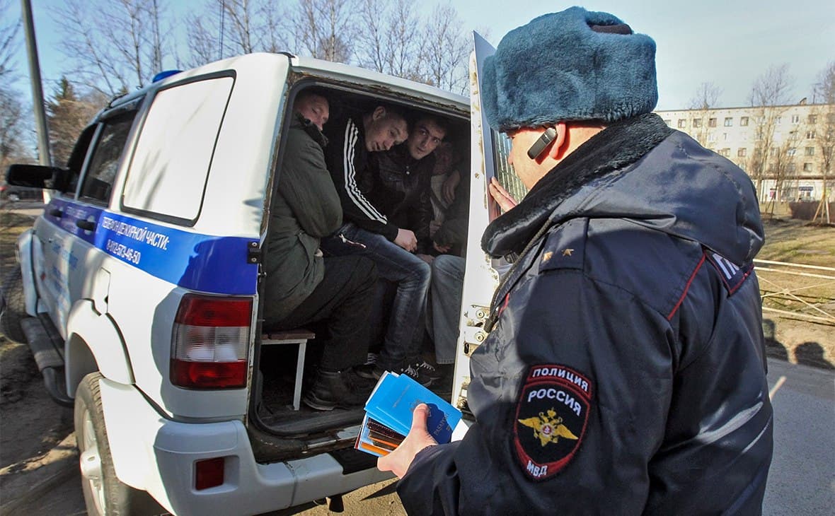 Rossiyada deportatsiya qilinadigan chet elliklarni saqlash muddati cheklandi
