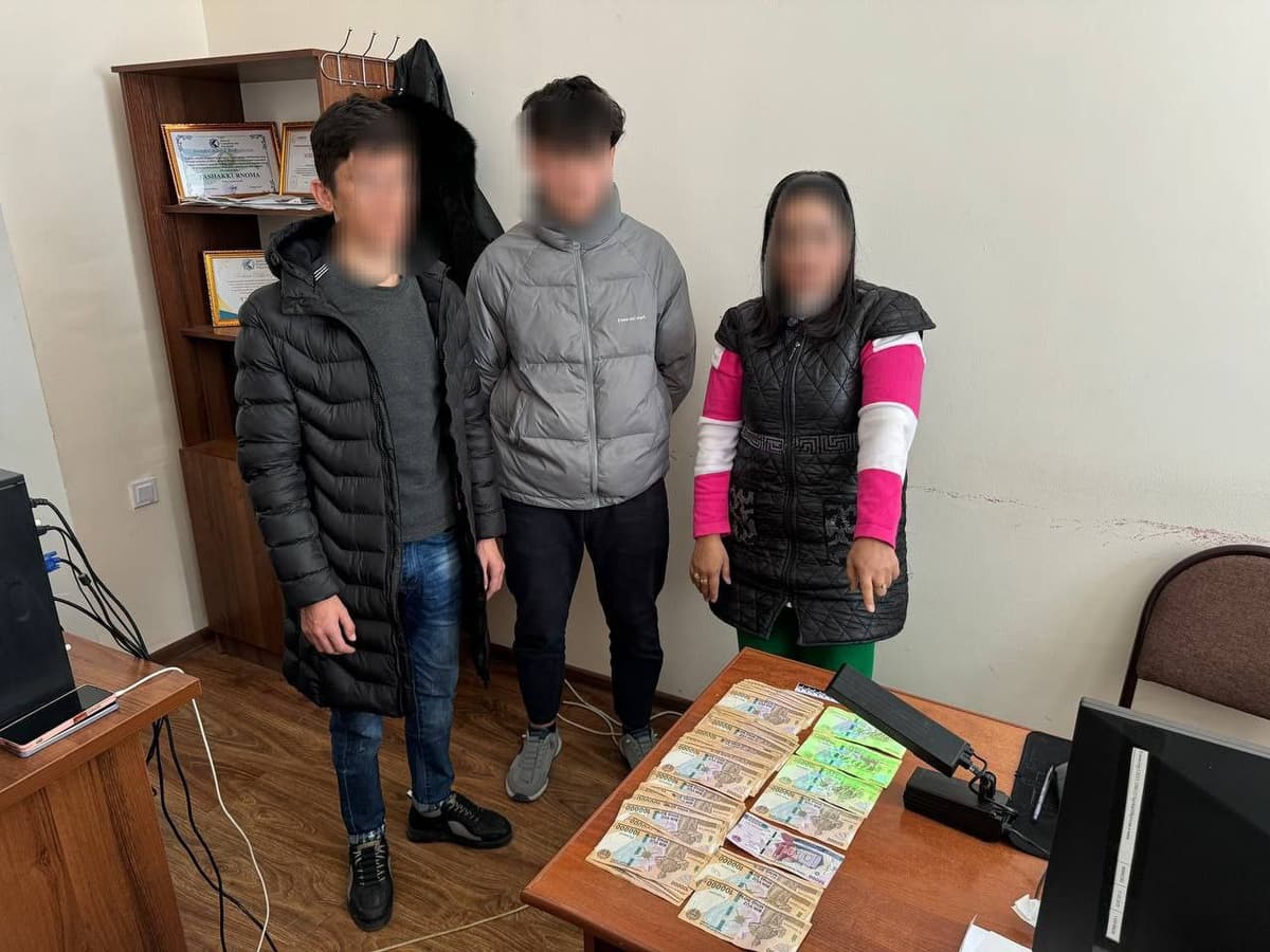 Samarqandda davlat kadastrlar palatasi filiali xodimi qo‘lga olindi