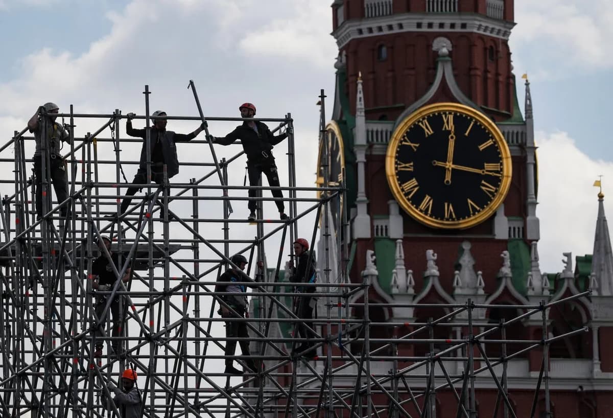 Граждан Узбекистана, находящихся в России, предупредили о мерах предосторожности