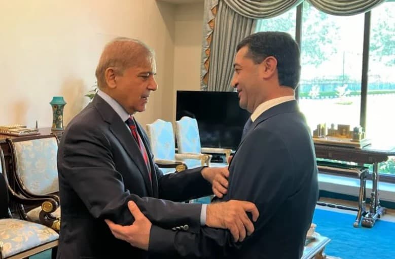 O‘zbekiston TIV rahbari Pokiston bosh vaziri bilan uchrashdi