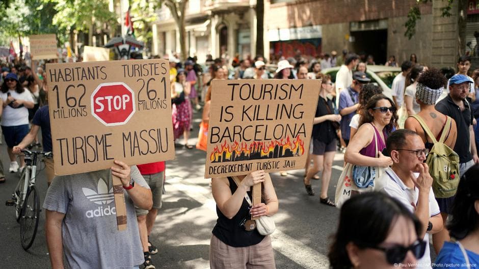 Yevropa janubida ommaviy turizmga qarshi mitinglar o‘tkazildi