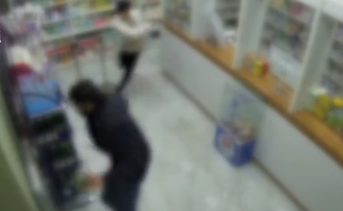 В Чирчике мужчина, совершивший разбойное нападение на аптеку, получил 8 лет лишения свободы