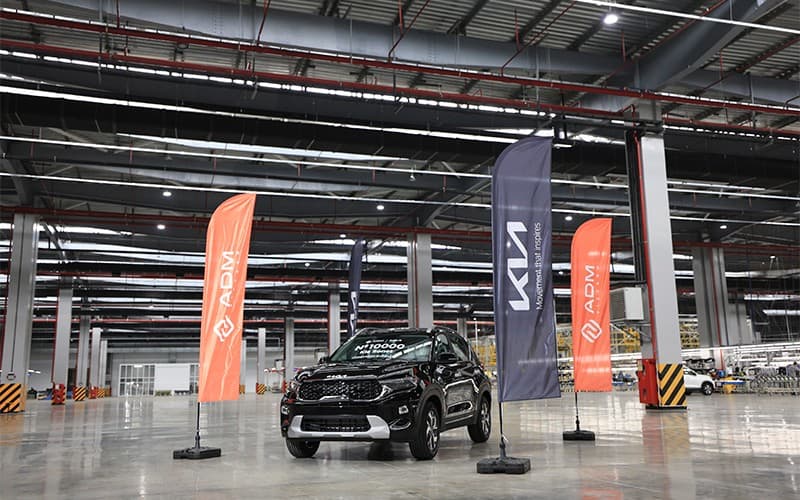 KIA Sonet yubileyi: ADM Jizzakh zavodida 10 minginchi avtomobil ishlab chiqarildi