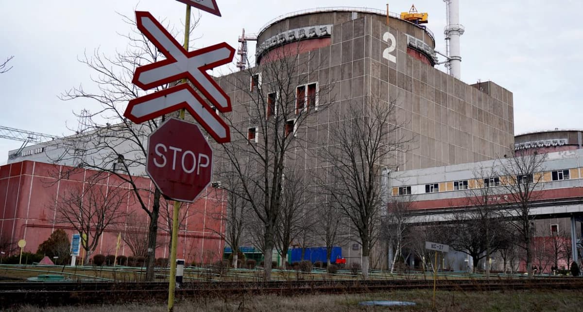 Ukraina ZAESga elektr uzatish liniyalaridan birini tikladi