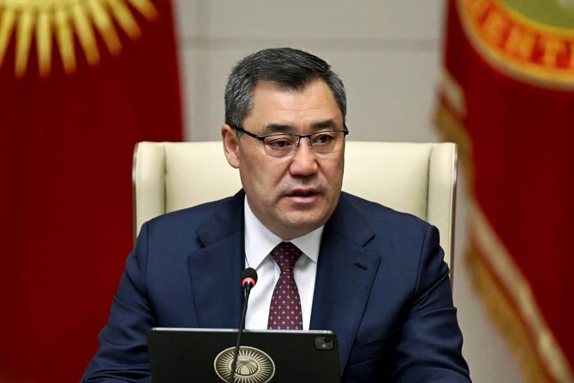 Қирғизистон президенти болалар ва аёлларга қарши оғир жиноятлар учун ўлим жазосини қайтаришни буюрди