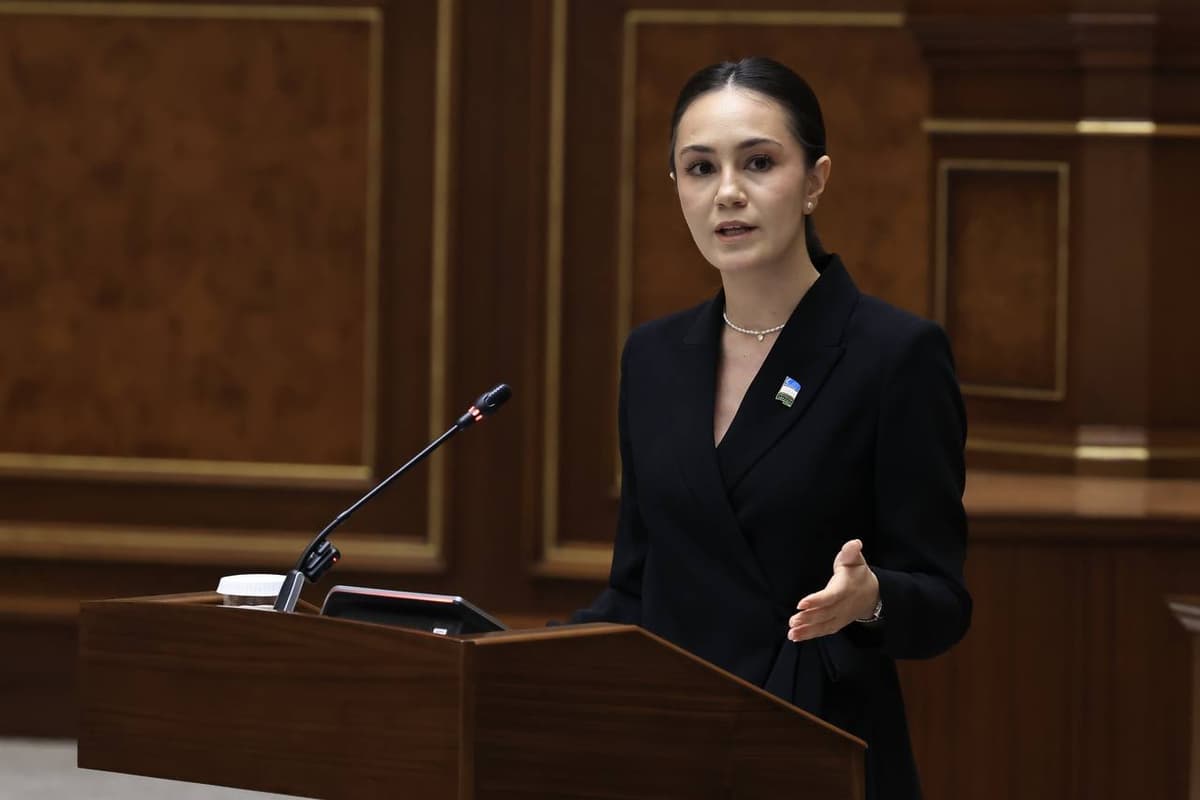 Ёшлар парламентига раис ва унга икки ўринбосар сайланди