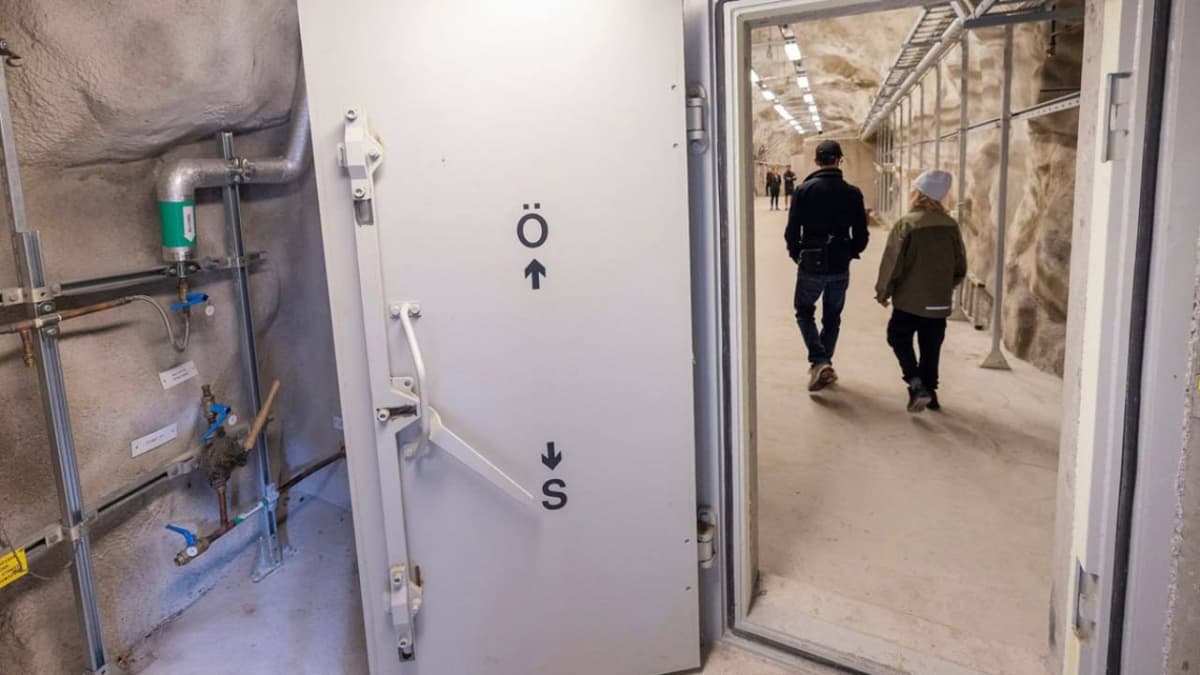 Shvetsiya yadroviy urushga tayyorlanmoqda: mamlakatda 64 mingta bunker modernizatsiya qilinadi