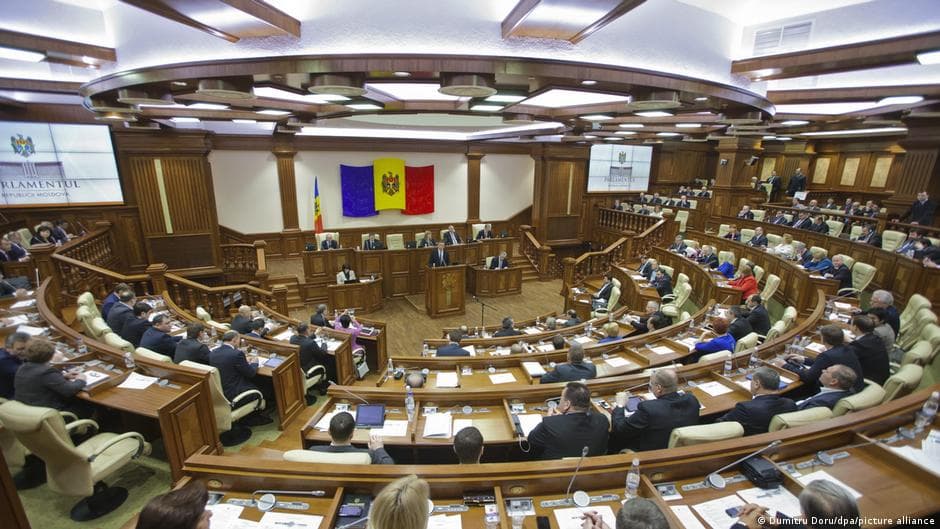 Moldovan parliament approves final withdrawal from CIS