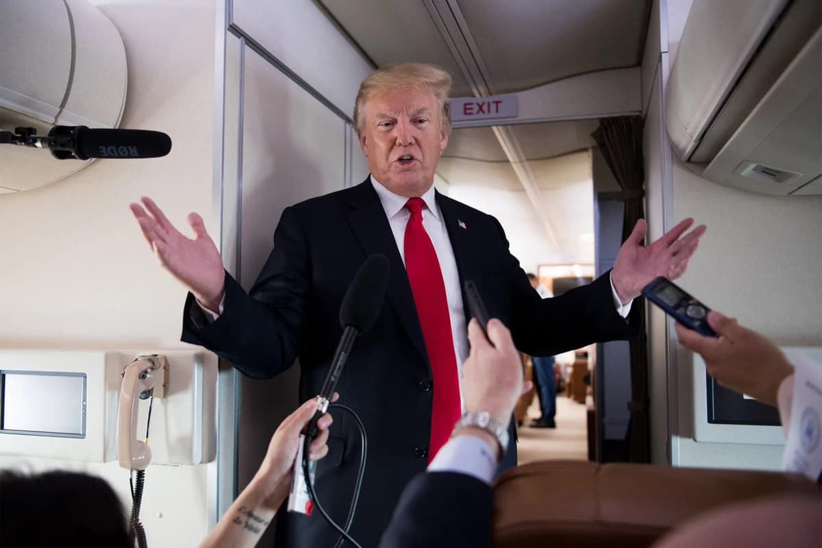 Трамп заявил, что во вторник поговорит с Путиным о прекращении войны в Украине