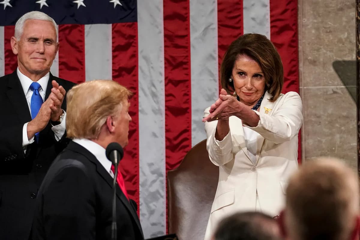 Nensi Pelosi siyosatni tark etadi, Tramp buni Amerika uchun buyuk voqea deb atadi