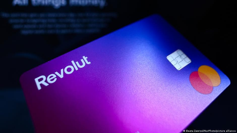 Revolut mamlakat qonunlari sabab ukrainaliklar hisobraqamlarini yopadi