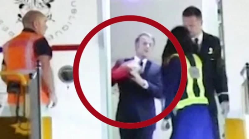 Париж Макроннинг хотинидан тарсаки егани акс этган кадрларга изоҳ берди
