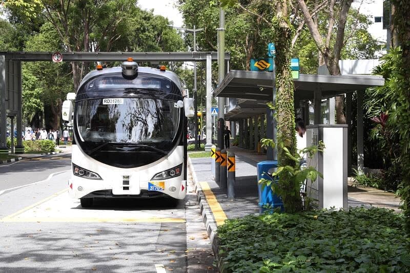 Singapurda ilk bor haydovchisiz boshqariladigan avtobuslar harakati yo‘lga qo‘yiladi