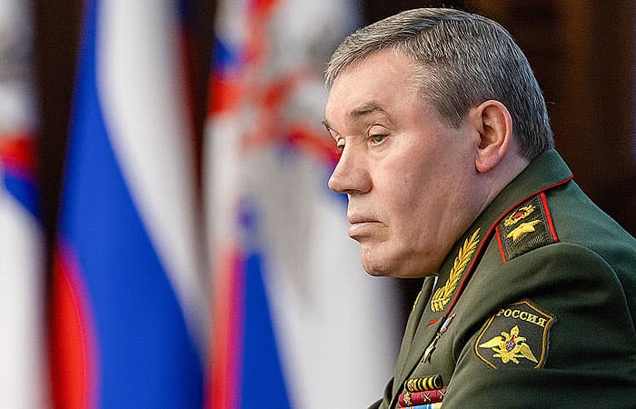 Россия бош штаби раҳбари Украинадаги урушни давом эттиришини эълон қилди