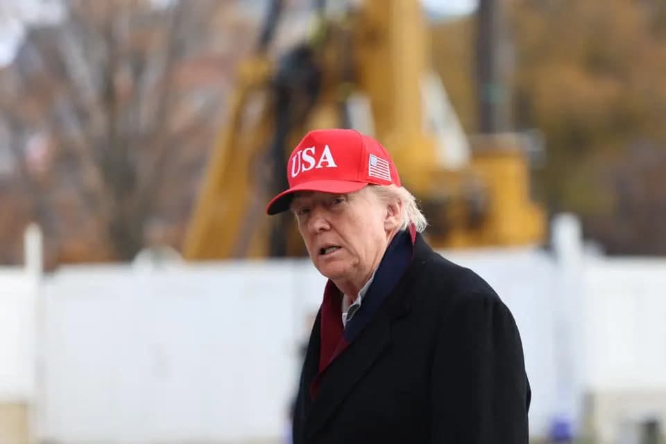 Трампнинг бойлиги сентябр ойидан бери миллиард долларга камайди