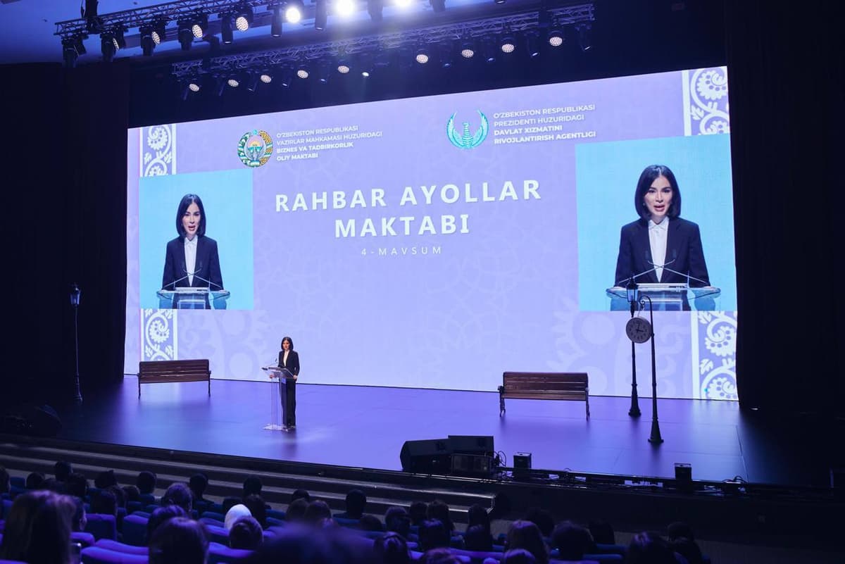 Saida Mirziyoyeva attends opening of "School of Women Leaders" courses