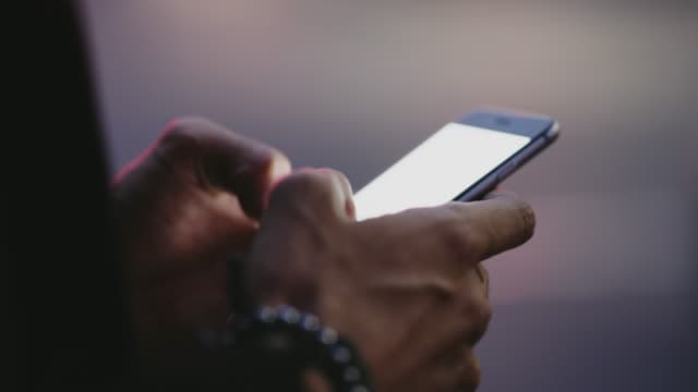 Parliament advances bill targeting online insults and disorderly behavior