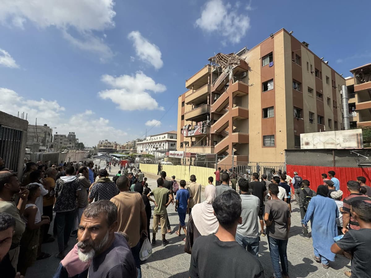 Isroil G‘azoda shifoxonani bombaladi. Kamida 15 kishi, jumladan 4 jurnalist o‘ldirildi