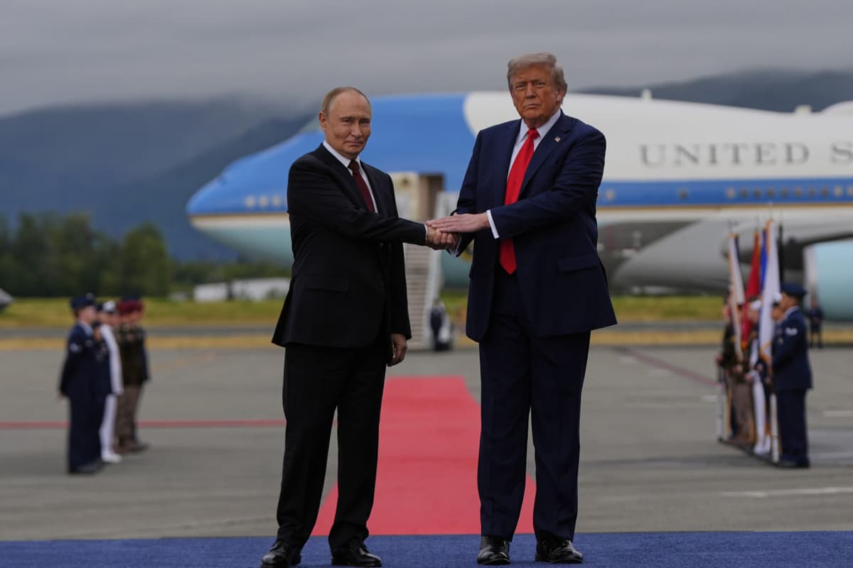 Tramp va Putinning Alyaskadagi uchrashuvi - jahon OAV nigohida