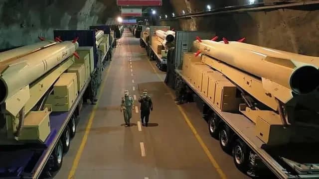 «Ракета шаҳарлари». Теҳрон нима учун ўзининг махфий ерости базаларини айнан ҳозир кўрсатишга қарор қилди?