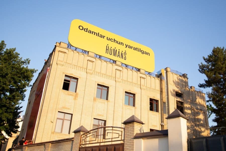 «Уже 6 месяцев у них мои деньги». Когда вернутся миллионы, замороженные на картах Humans?