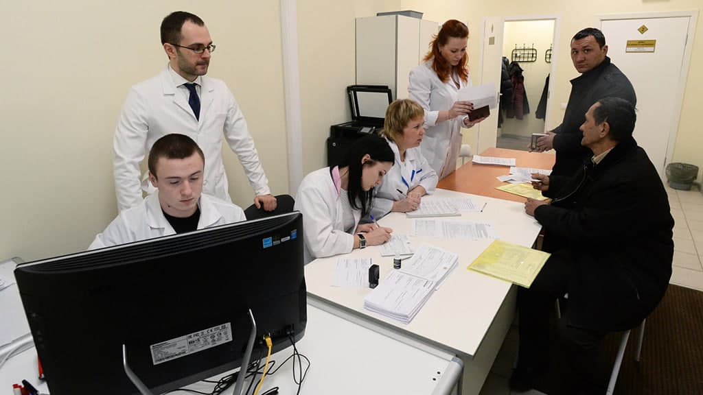 Россиядаги мигрантлар гепатит В ва С бўйича текширилади
