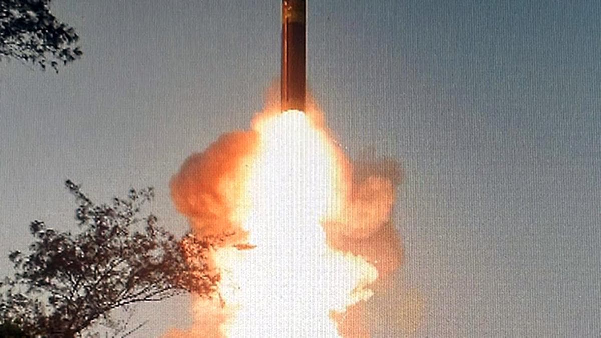 Hindiston o‘rta masofaga mo‘ljallangan ballistik raketa sinovini o‘tkazdi