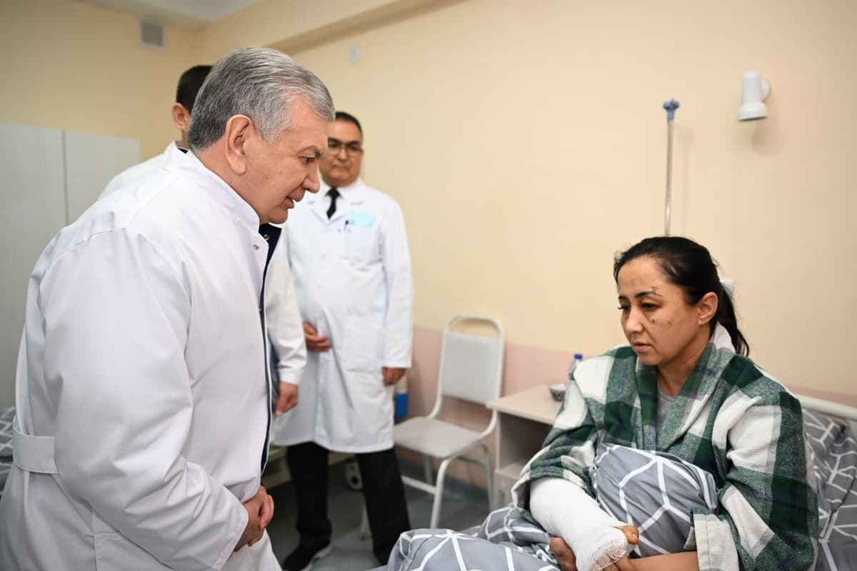 Prezident Gulistondagi gaz portlashida jabrlanganlar holidan xabar oldi