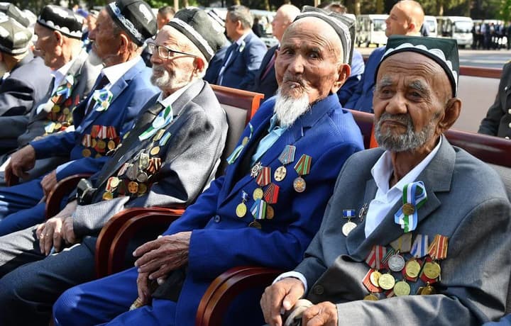 WWII veterans in Uzbekistan to receive financial rewards, President Mirziyoyev signs decree