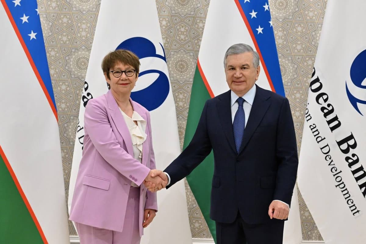 Shavkat Mirziyoyev and EBRD President discuss expansion of bilateral investments and projects