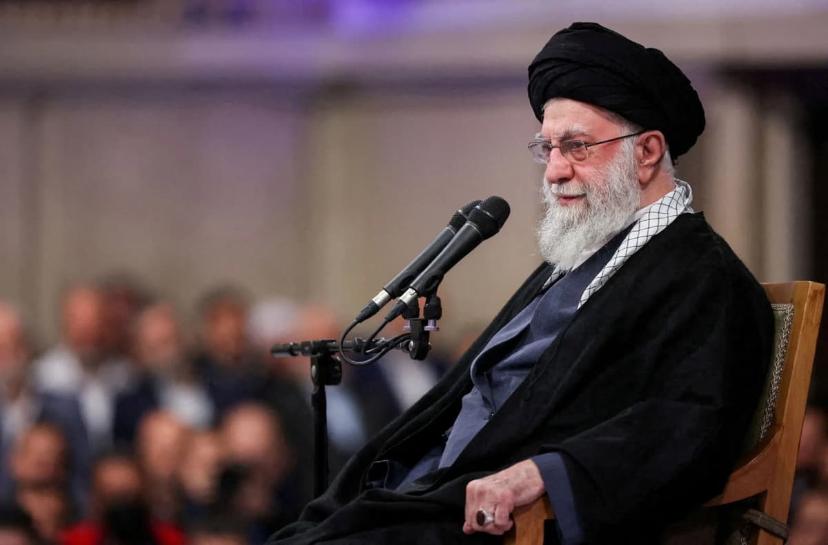 Eron rahbari Ali Xominaiy norozilik namoyishlari fonida xalqqa murojaat qildi