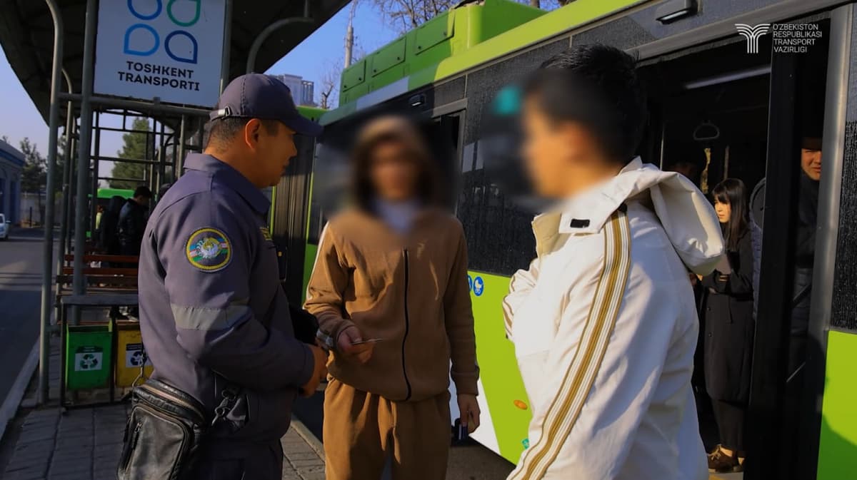 O‘tgan 10 kun ichida avtobuslarda chiptasiz yurgan qariyb 3 ming yo‘lovchi jarimaga tortildi