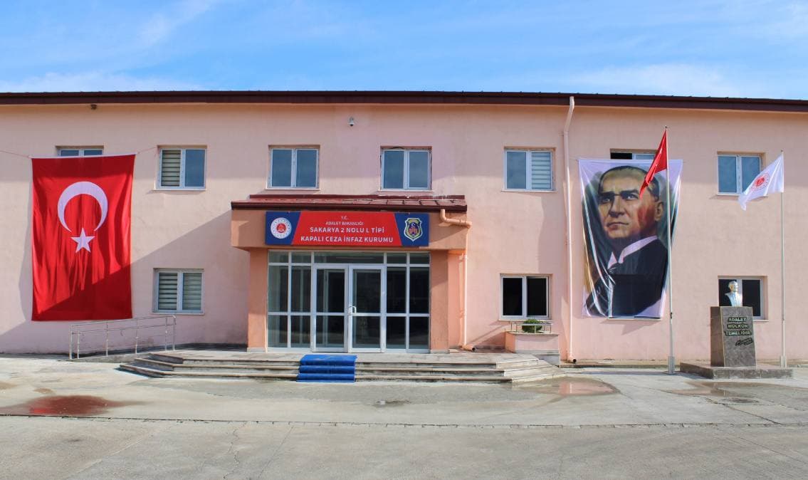 В Турции освобождён гражданин Узбекистана, содержавшийся под стражей по подозрению в хранении наркотических средств
