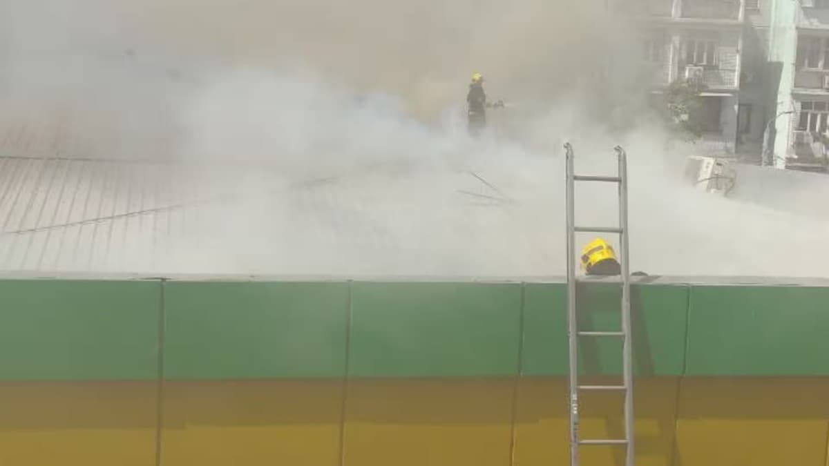 Solar panel malfunction causes rooftop fire in Tashkent