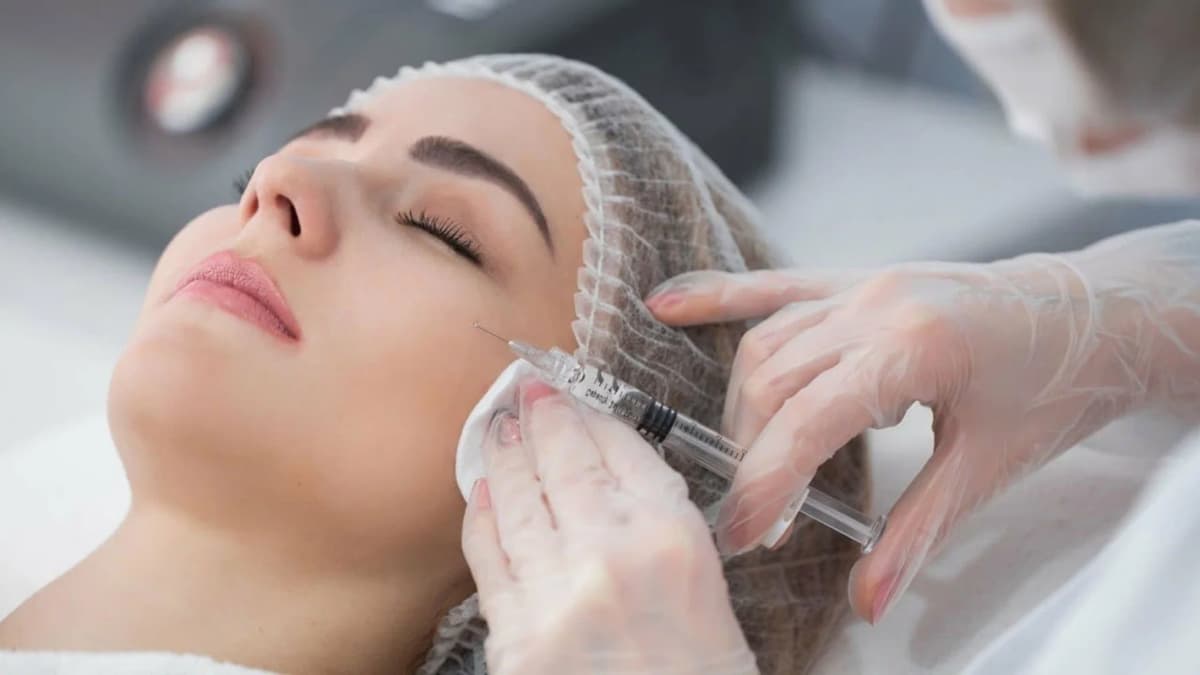 Botoks, filler, mezoterapiya, biorevitalizatsiya: kimga, qachon va nima uchun kerak?