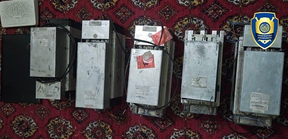 Elektr tarmog‘iga o‘zboshimchalik bilan ulangan mayning qurilmalari topildi