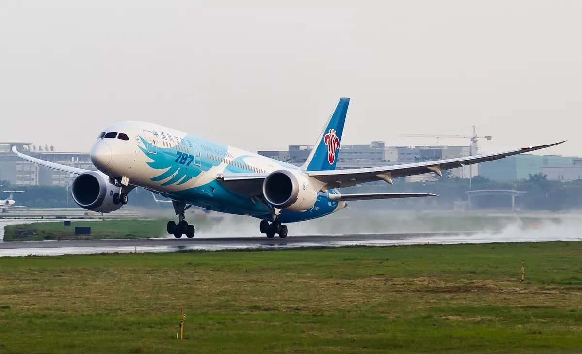 China Southern Airlines O‘zbekistonga parvozlar sonini ko‘paytiradi