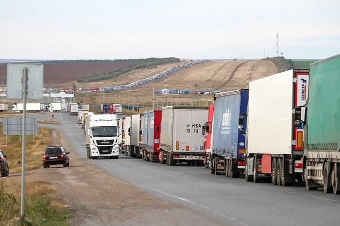 Russia to extend stay for CIS and Georgian truck drivers to 180 days starting June 30