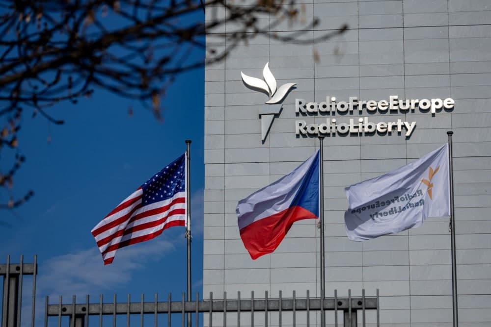 IPI "Ozodlik radiosi" va AQShning boshqa ommaviy axborot vositalarini himoya qilib chiqdi